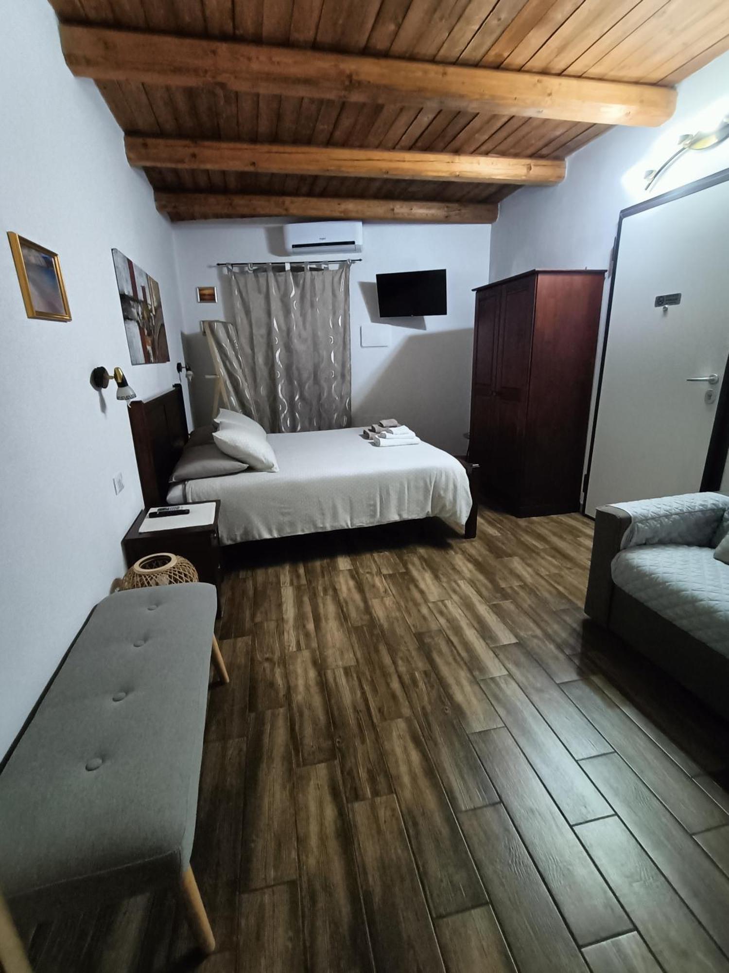 Bed And Breakfast Raggio Di Sole Иглесиас Экстерьер фото