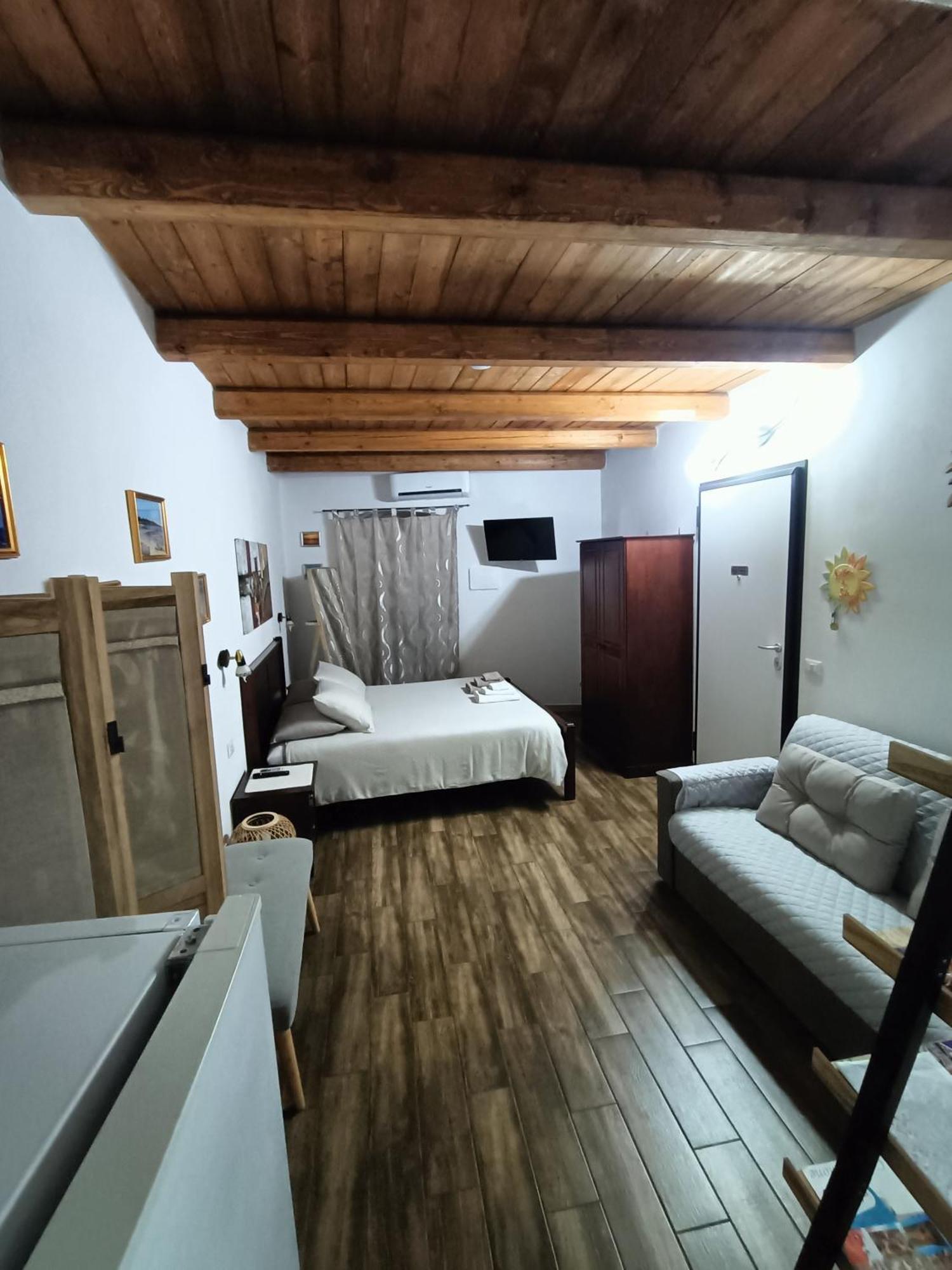 Bed And Breakfast Raggio Di Sole Иглесиас Экстерьер фото