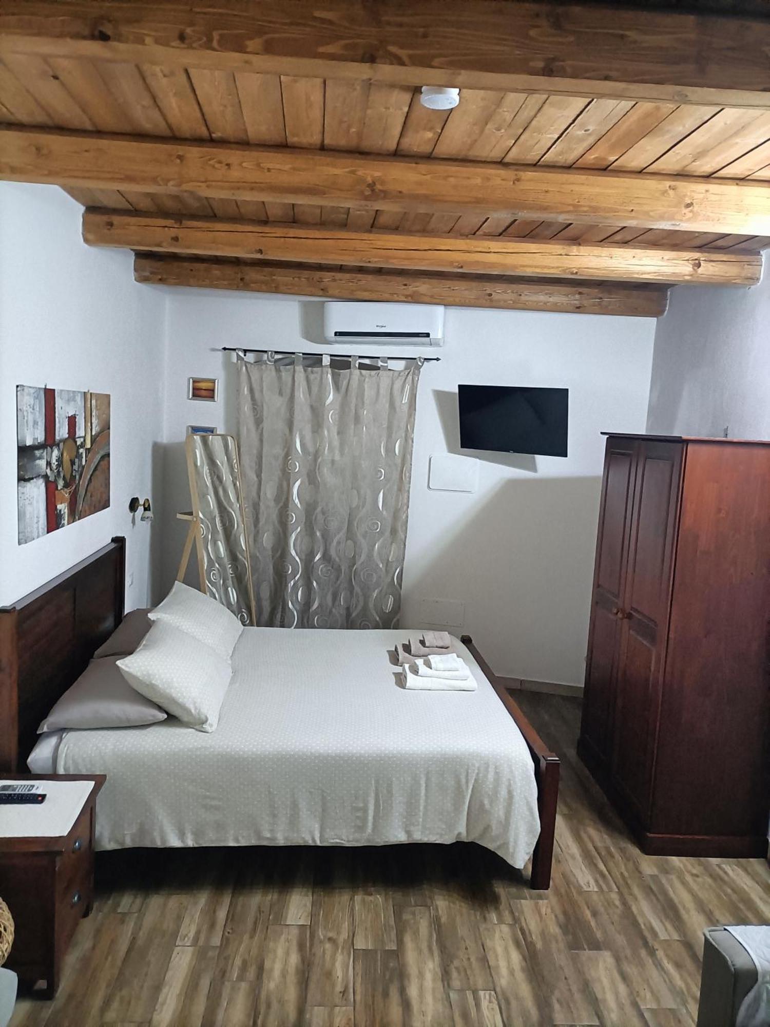 Bed And Breakfast Raggio Di Sole Иглесиас Экстерьер фото