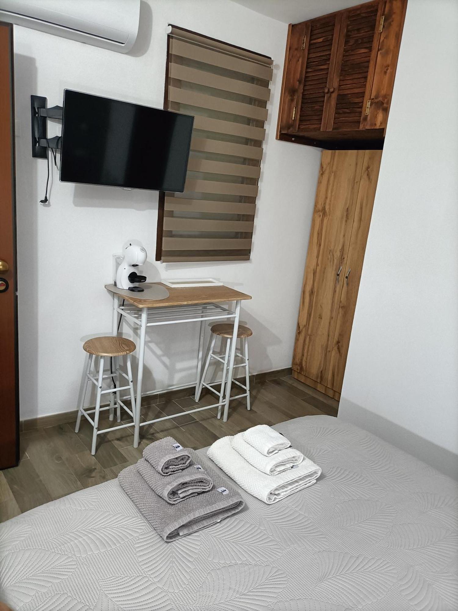 Bed And Breakfast Raggio Di Sole Иглесиас Экстерьер фото