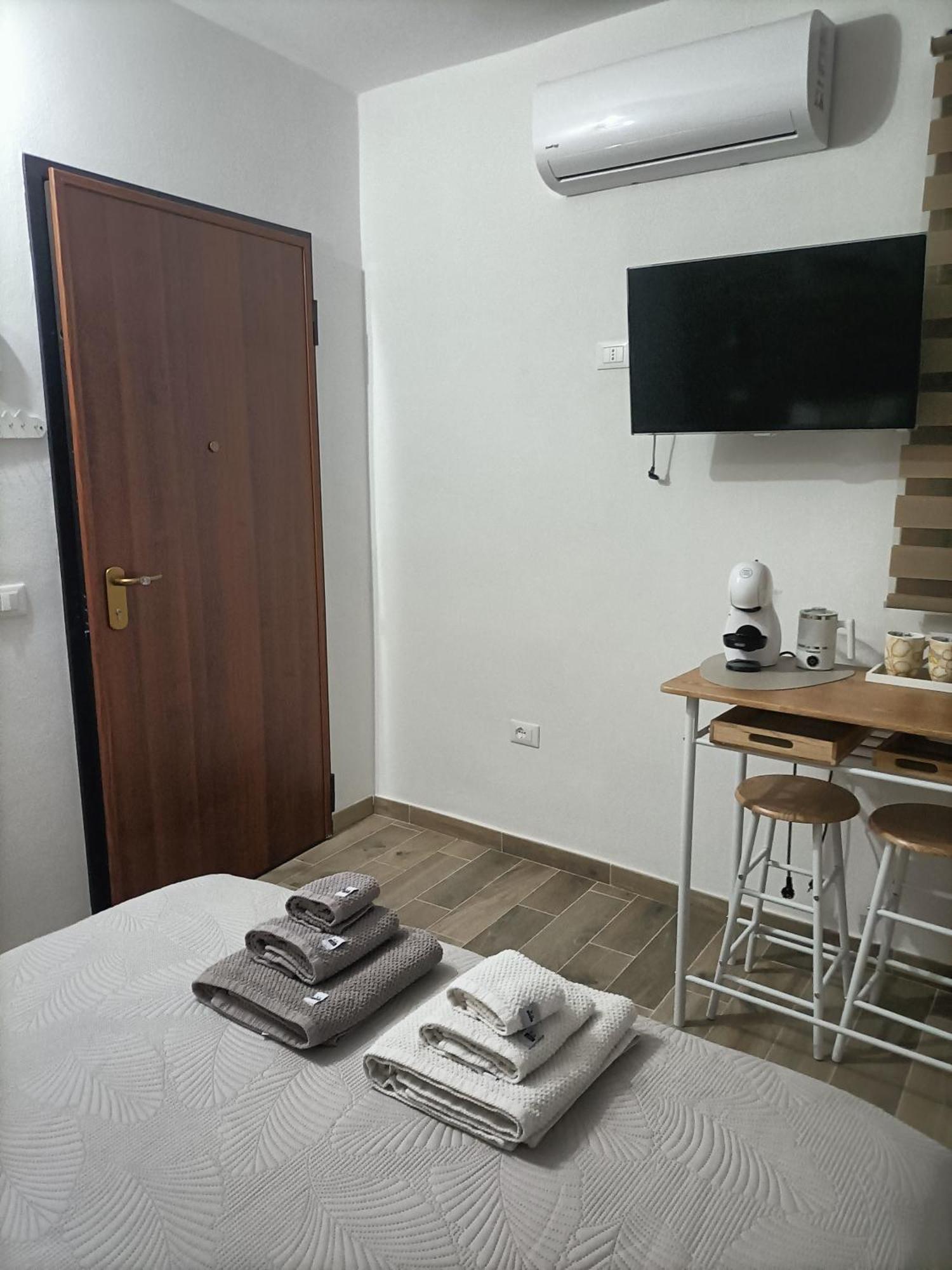 Bed And Breakfast Raggio Di Sole Иглесиас Экстерьер фото